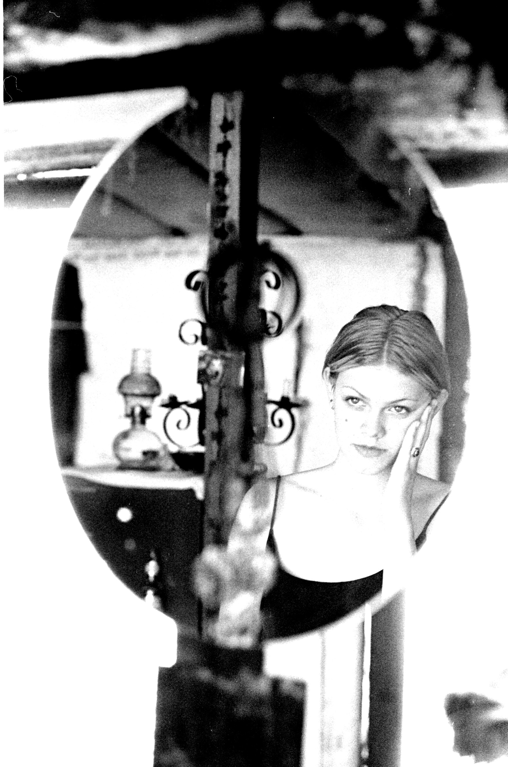 Teah - mirror